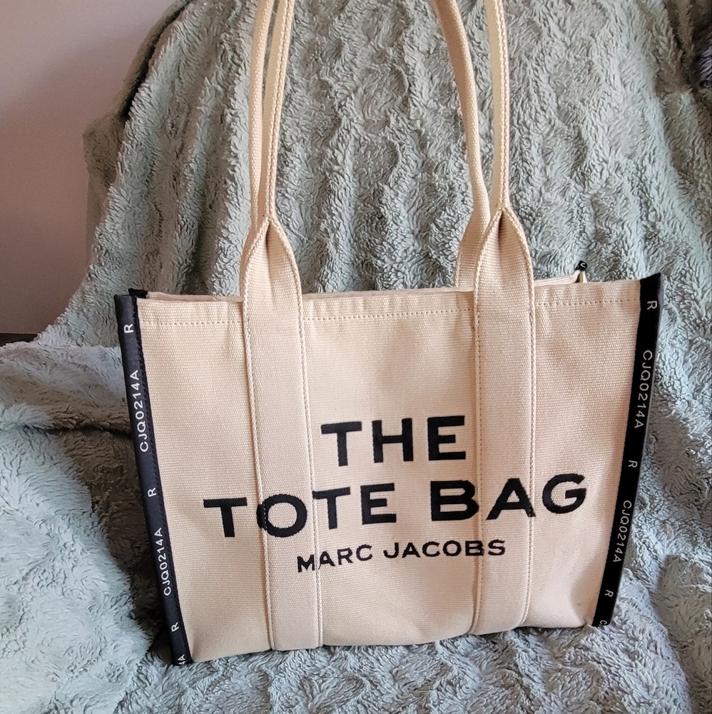 The Jacquard Large Tote